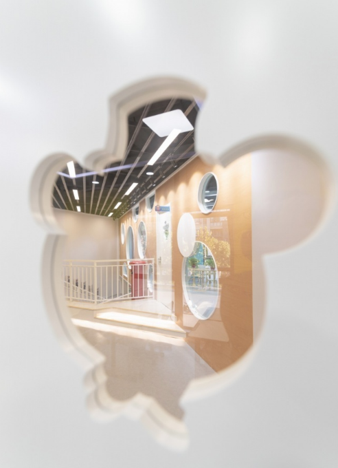 成(chéng)都(dōu)店鋪裝修