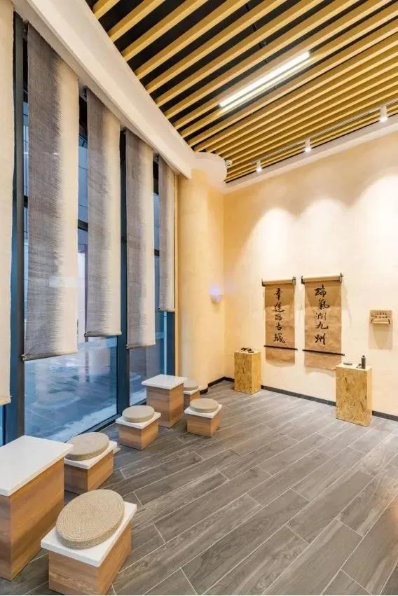 成(chéng)都(dōu)辦公室裝修